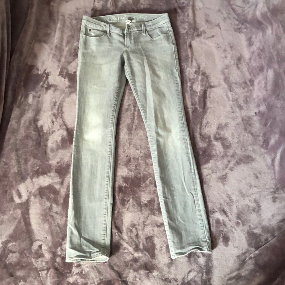 Abercrombie & Fitch Grey Skinny Jeans size 4